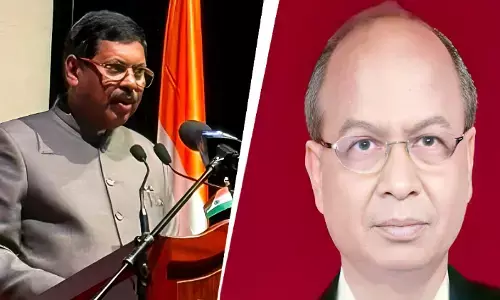 सुप्रीम कोर्ट में जूता कांड! 71 साल के वकील ने CJI पर फेंका जूता, देशभर में मचा हड़कंप..जानिये क्या है पूरा विवाद?