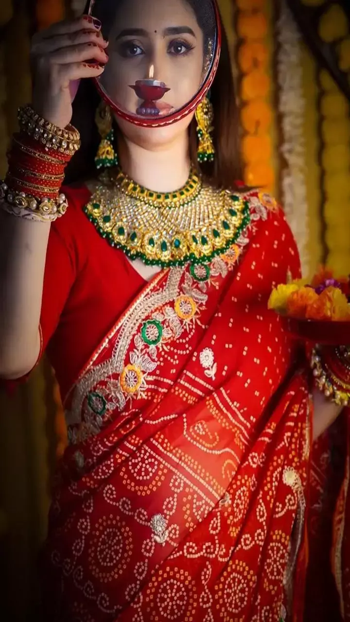 Karwa Chauth Ke Din kya Nahi Karna Chahiye: करवा चौथ पर भूलकर में भी न करें ये काम, वरना टूट जाएगा व्रत