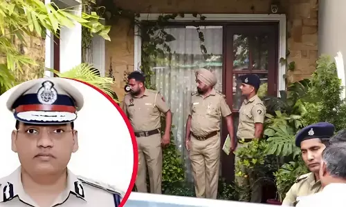 IPS Y Puran Kumar Case Update: चौथे दिन भी भी नहीं हुआ IPS का पोस्टमॉर्टम, सरकार ने परिवार को मनाने के लिए भेजा मंत्री, DGP की छुट्टी तय