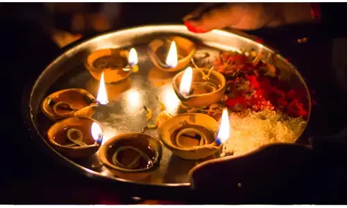 दीपावली पर अब 5 नहीं जलाये ये 7 दीपक; माता लक्ष्मी और कुबेर देवता का मिलता है आशीर्वाद, बस साथ में कर लेवें ये उपाय