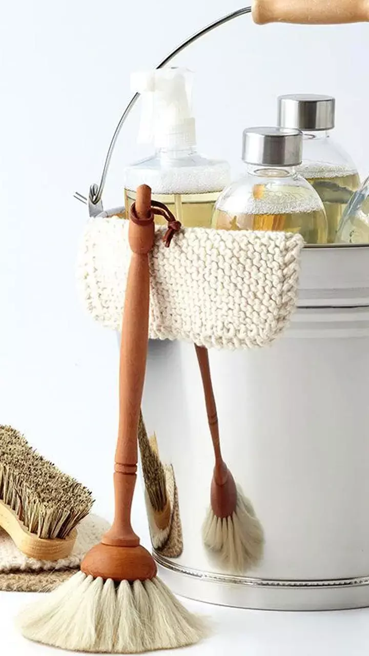 Tamba Pital Ke Bartan Kaise Saaf Kare: दिवाली पर कैसे साफ़ करें पीतल-तांबे के बर्तन?