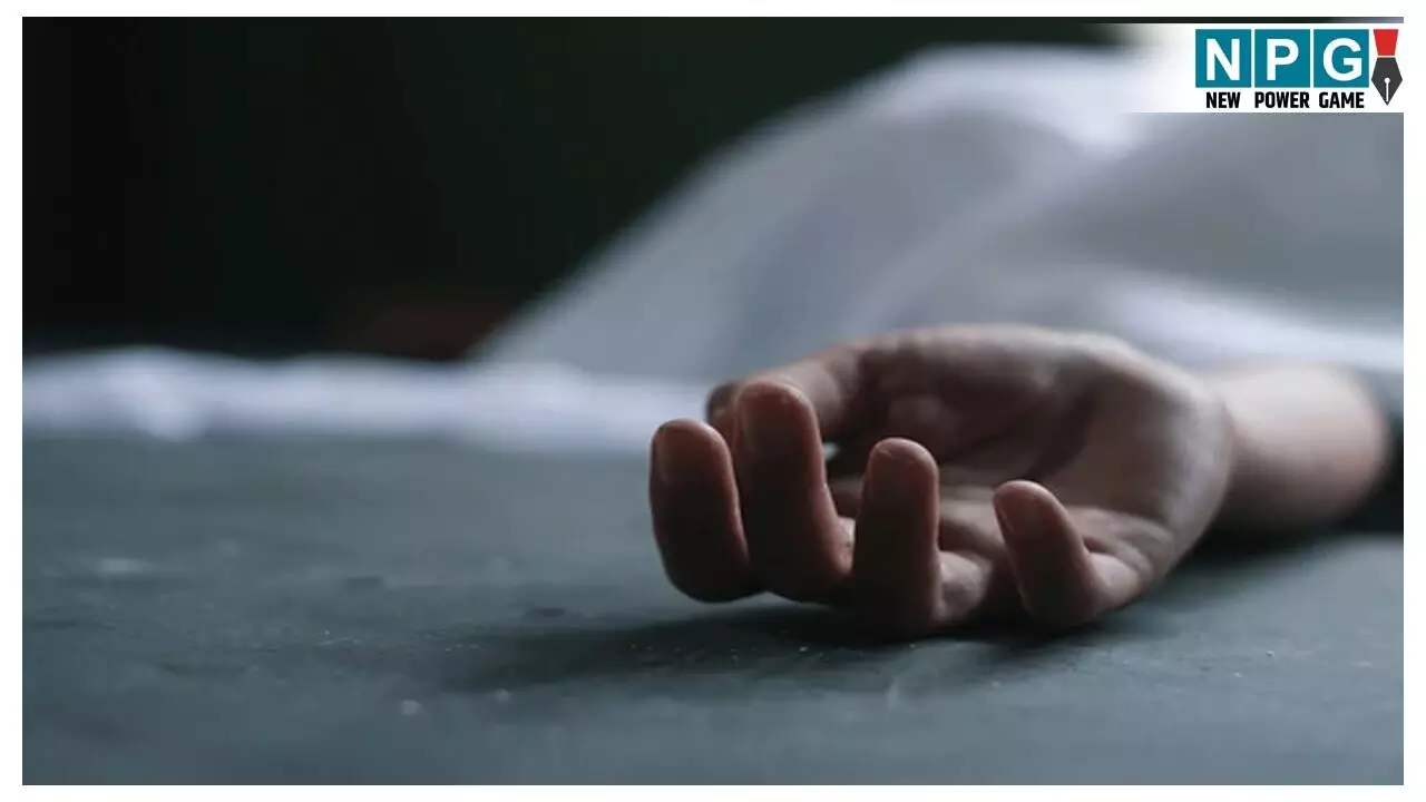 Jaspur News: प्राचार्य की छेड़छाड़ से तंग आकर नौवीं की छात्रा ने फांसी लगा कर दी जान, कलेक्टर ने बनाई जांच कमेटी