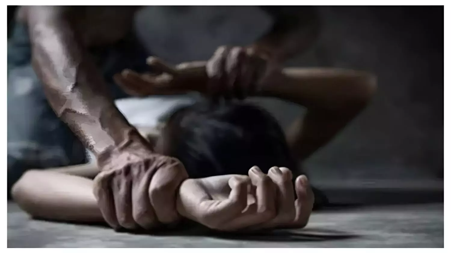 इंजीनियरिंग कॉलेज में दरिंदगी: छात्रा को टॉयलेट में घसीटकर किया रेप; सहपाठी ने ऐसे दिया घटना को अंजाम, गर्भपात की दी धमकी