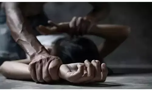 इंजीनियरिंग कॉलेज में दरिंदगी: छात्रा को टॉयलेट में घसीटकर किया रेप; सहपाठी ने ऐसे दिया घटना को अंजाम, गर्भपात की दी धमकी