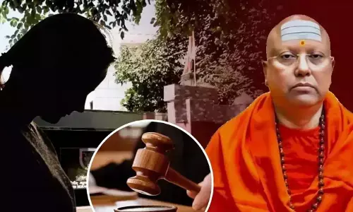 चैतन्यानंद महाराज की फिर बढ़ी मुश्किलें! 14 दिन के लिए बढ़ाई गई न्यायिक हिरासत; 17 छात्राओं से यौन उत्पीड़न का है आरोप