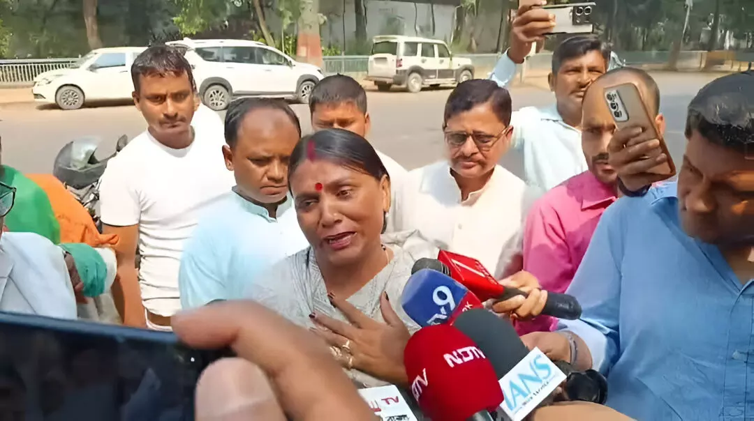 Bihar Election 2025: टिकट कटने के बाद फफक कर रो पड़ीं RJD नेता उषा देवी, वीडियो हुआ वायरल