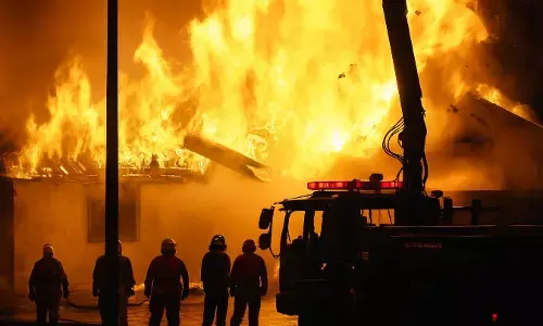Fire Update: नवी मुंबई की रहेजा रेजीडेंसी में भीषण आग, 4 की मौत, 10 झुलसे, जानिए कैसे आग?