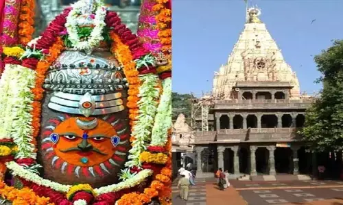 महाकाल मंदिर में विवाद: संतों के बीच दिनदहाड़े चले लात-घूंसे; कलेक्टर ने माहौल कराया शांत, जानें पूरा मामला?