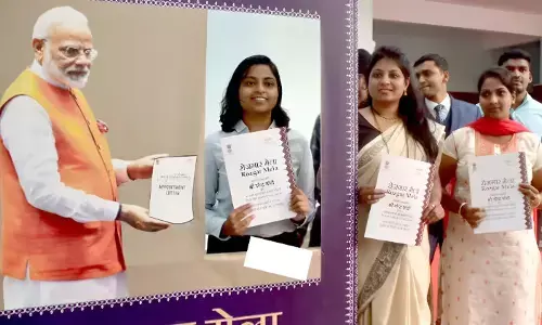 17वें रोजगार मेला का आयोजन आज: 51 हजार से अधिक युवाओं PM मोदी बाटेंगे जॉब लेटर; जानें कहाँ-कहाँ लगेगा शिविर