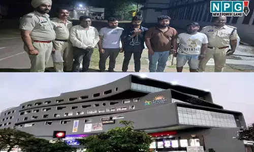 Durg News: माॅल में महिला से छेड़छाड़, विरोध किया तो आरोपियों ने कर दी पिटाई, मौके पर पहुंची पुलिस की टीम से भी मारपीट...