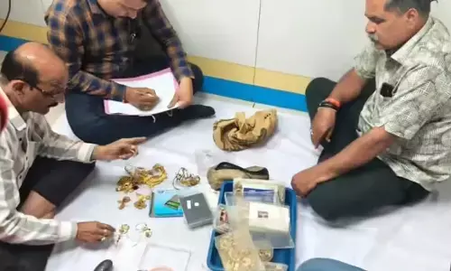 MP News : रिटायर्ड आबकारी अधिकारी के पास फिर मिला करोड़ों का खजाना, बैंक लॉकरों से 3 करोड़ 85 लाख रुपए कीमती सोने और हीरे के आभूषण जब्त