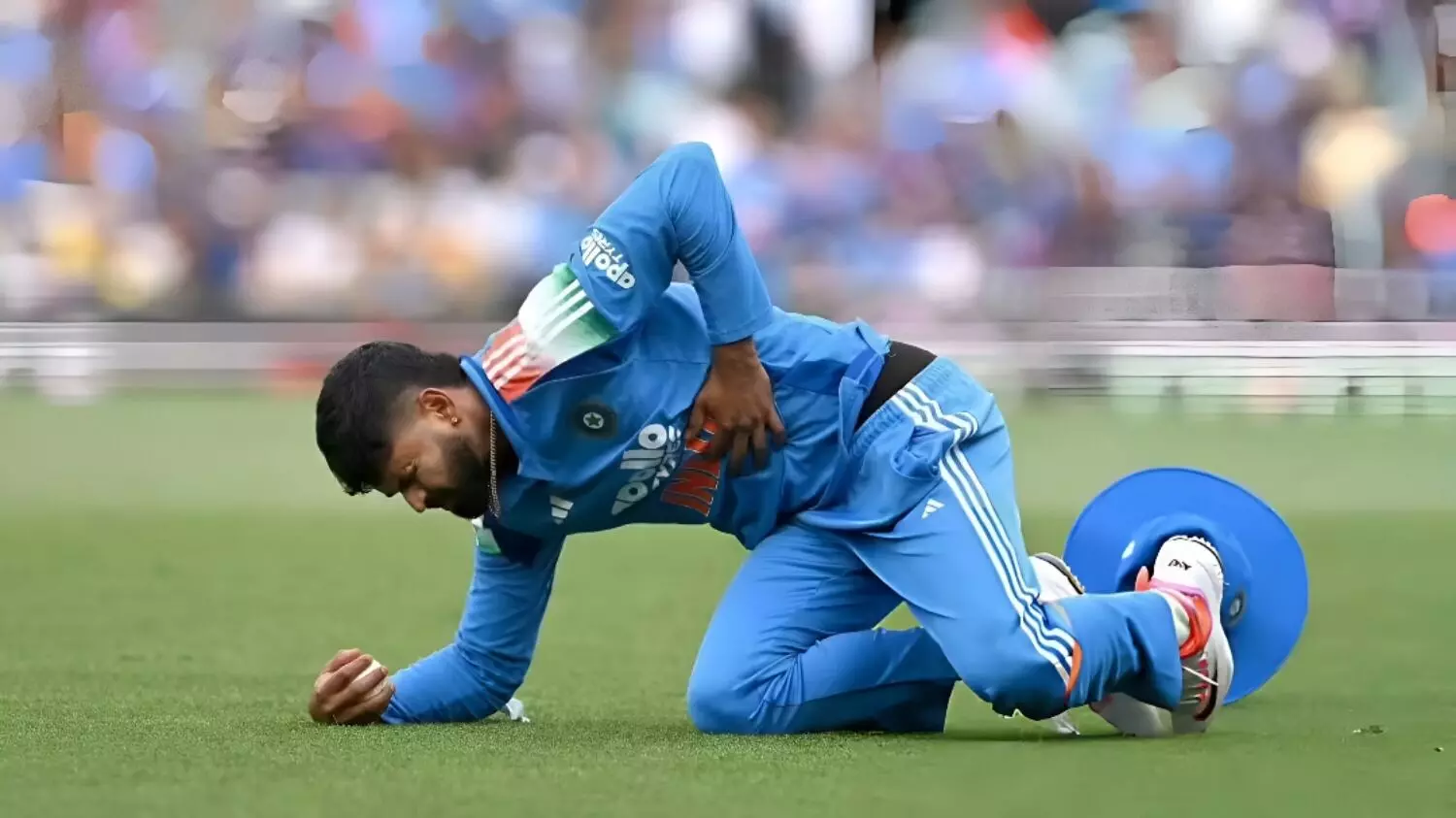 बड़ी खबर: क्रिकेटर श्रेयस अय्यर को आई गंभीर चोटें; इस मैच के दौरान हुआ हादसा, ICU में कराये गए भर्ती..