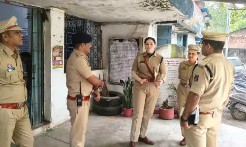 IPS Ankita Sharma News: नई पोस्टिंग मिलते ही एक्शन में आईपीएस अंकिता शर्मा,  थाने का किया औचक निरीक्षण, चाकूबाजों पर दिए सख्ती के निर्देश
