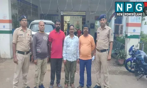 Durg News: टोना-टोटका के सामान के साथ पांच गिरफ्तार: पैसे डबल करने का झांसा देकर करते थे ठगी