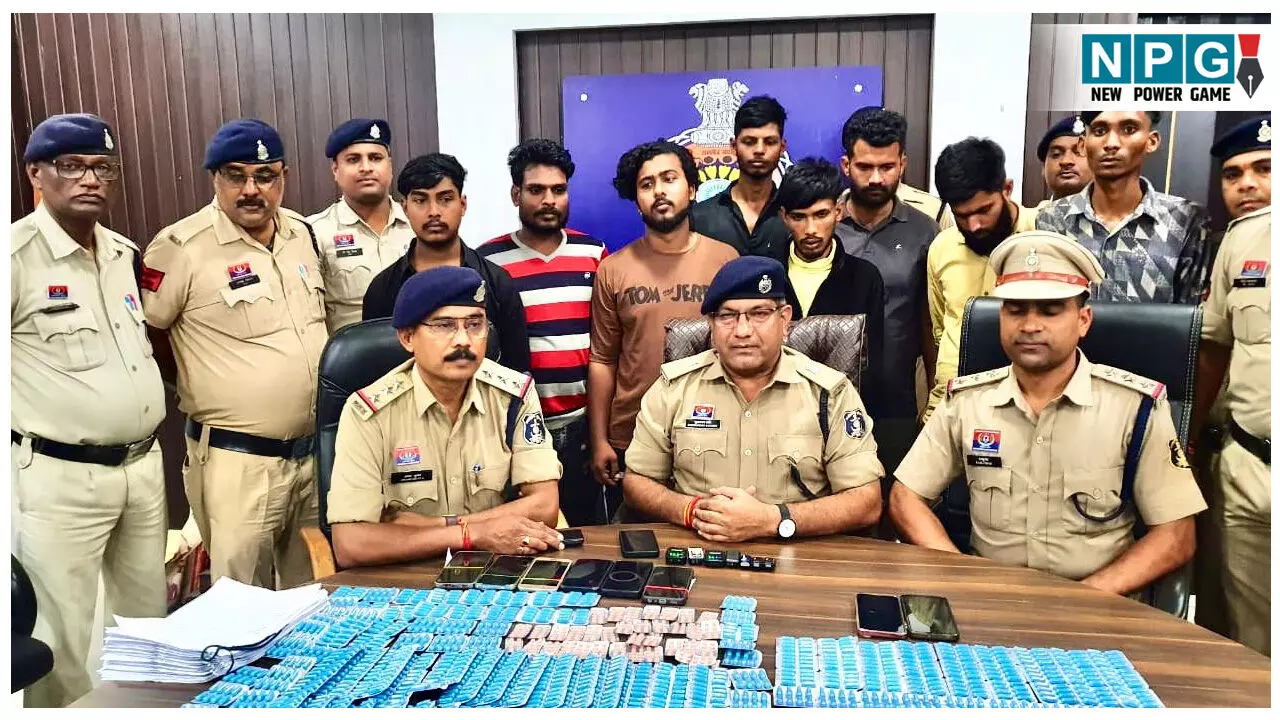 CG Durg news: ऑपरेशन विश्वास: नशीली दवाओं के साथ आठ युवक गिरफ्तार, ढाई हजार कैप्सूल बरामद