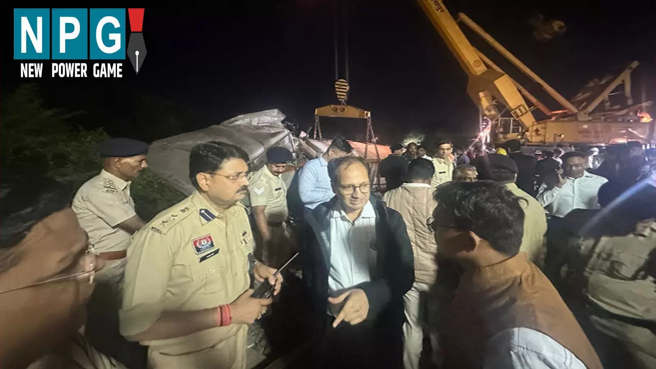CG Train Accident: बिलासपुर ट्रेन हादसा: लोको पायलट समेत 11 की मौत, 20 घायल, पूरे रात चला बचाव कार्य, कलेक्टर-एसएसपी डटे रहे