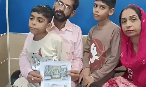 Punjab Diwali Bumper Lottery: रातों रात करोड़पति बना सब्जी बेचने वाला! लगी 11 करोड़ की लॉटरी! 500 रुपये के टिकट ने बदल दी अमित सेहरा की किस्मत