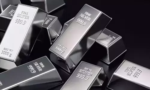 Silver Price Today 6 November 2025: लगातार तीसरे दिन टूटी चांदी की कीमत, दिल्ली ₹1.50 लाख पर, चेन्नई ₹1.62 लाख पर, पढ़ें अपने शहर का रेट