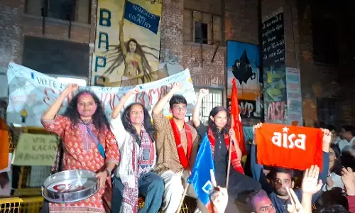 JNU Election Result 2025: फिर लाल-लाल हुआ JNU कैम्पस! लेफ्ट यूनिटी ने अध्यक्ष समेत सभी 4 सीटों पर किया कब्ज़ा, ABVP को मिली करारी हार, पढ़ें कौन जीता, कौन हारा?