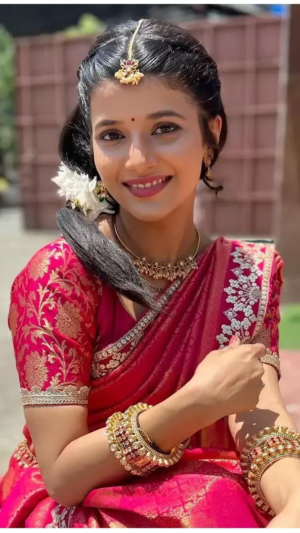 Yeh Rishta Kya Kehlata Hai 7 November 2025: खतरे में पड़ी अरमान-अभिरा की जान...