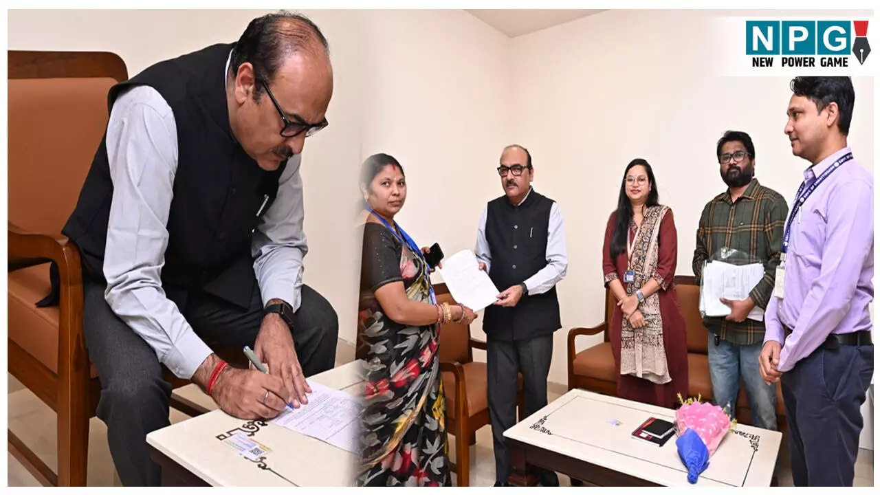 Chief Secretary Vikas Sheel: प्रदेश में चल रही SIR की प्रक्रिया, बूथ लेवल अधिकारी ने मुख्य सचिव विकासशील के घर जाकर संकलित किए आवश्यक दस्तावेज