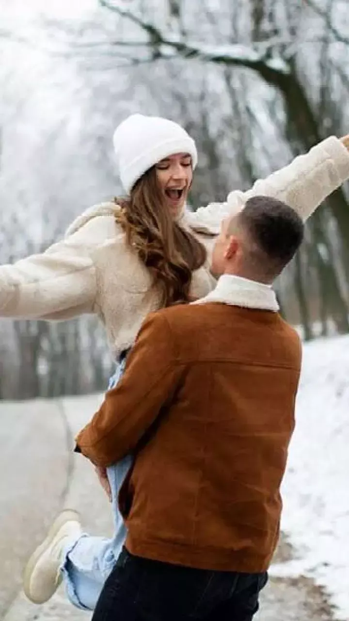 Sardiyo Me Immunity Kaise Badhaye: रोजाना लें ये चीजें, कड़कड़ाती ठंड में भी नहीं पड़ेंगे बीमार