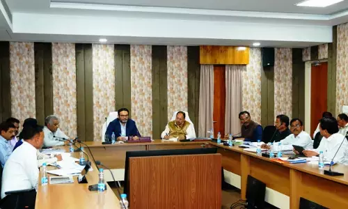 CG News: प्रदेशभर में राष्ट्रीय राजमार्गों की मरम्मत के सभी काम दिसम्बर तक पूर्ण करने के निर्देश, पीडब्लूडी सचिव डॉ. कमलप्रीत सिंह ने कार्यों की समीक्षा की