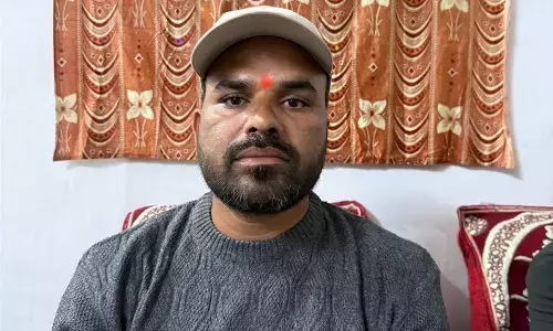 CG News: SDO ऋषिकांत तिवारी 15 हज़ार की रिश्वत लेते रंगे हाथों पकड़ा गया, ACB ने घर से बरामद किए ₹2.27 लाख