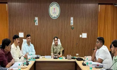 CG News: आबकारी आयुक्त की अधिकारियों को स्पष्ट हिदायत, जिला अधिकारी सप्ताह में दो दिन करें आकस्मिक निरीक्षण, अवैध कारोबार संलिप्त लोगों के विरूद्ध हो कठोर कार्रवाई