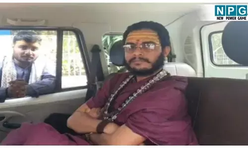 CG News: एमपी के भागवताचार्य की गिरफ्तारी, कोर्ट परिसर में हंगामा मचाने वालों पर एफआईआर: गुंडों की तलाश में जुटी पुलिस, पढ़िए क्या है मामला