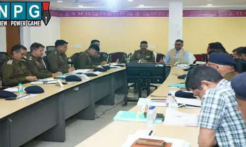 Raipur Police News: आईजी ने ली एएसपी, सीएसपी समेत थाना प्रभारियों की बैठक, बोले-होटल, लाॅज, ढाबा में करें चेकिंग, संदेहियों पर रखे नजर...