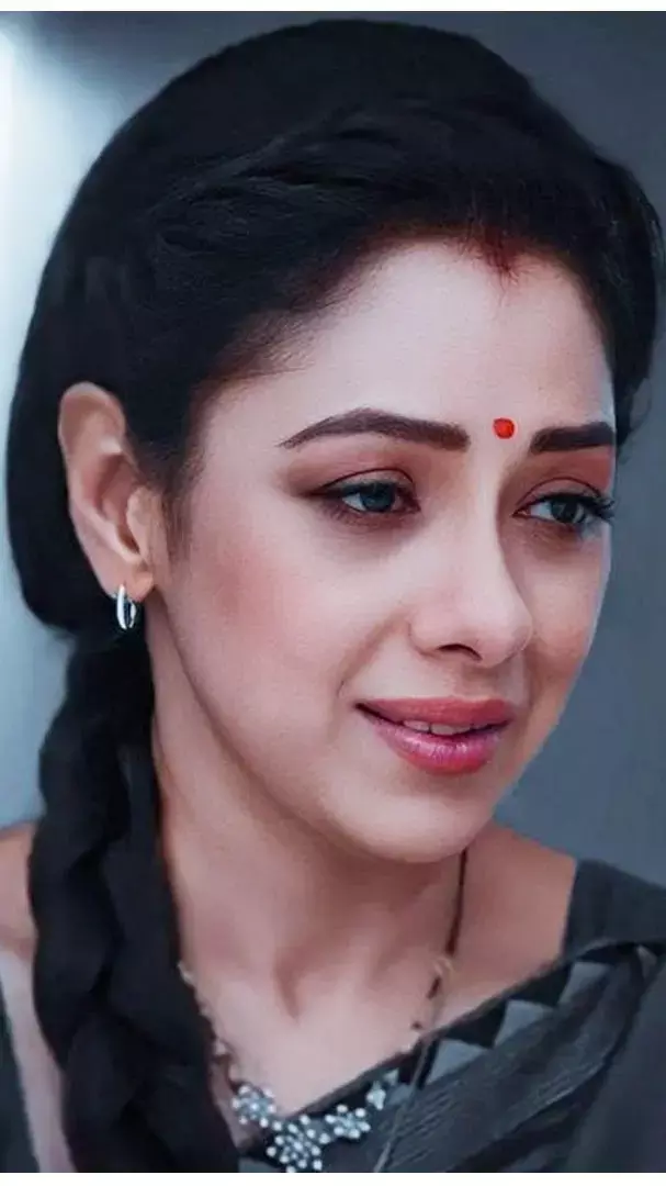 Anupamaa 17 November 2025: अपने खुद के भाई की कातिल बनेगी माही...