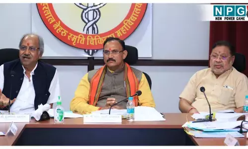 CG News: गरीब और बुजुर्ग निःशुल्क करा सकेंगे CT स्कैन - MRI ,मेडिकल कॉलेज में बनेगा 200 बेड का छात्रावास... स्वास्थ्य मंत्री ने बैठक में लिए कई महत्वपूर्ण निर्णय