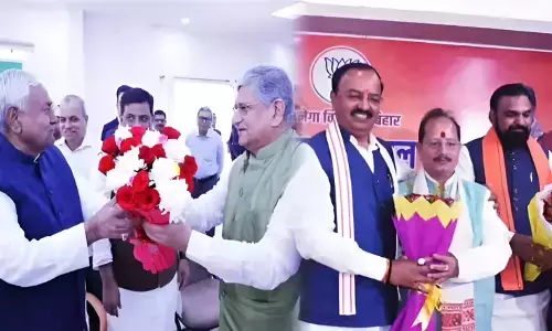 Bihar New CM 2025: नीतीश कुमार 10वीं बार लेंगे मुख्यमंत्री पद की शपथ, NDA की बैठक में लगी मुहर, जानें पूरा राजनीतिक सफर