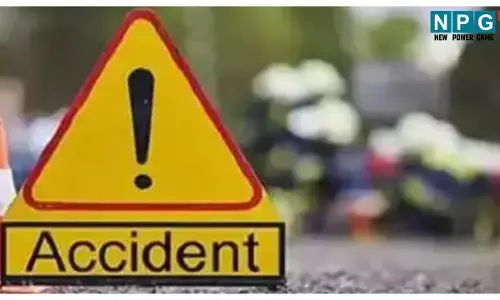 CG Road Accident: सारंगढ़ में आमने-सामने से टकराई पिकअप और हाइवा, महिला समेत 2 लोगों की मौत, 2 बुरी तरह घायल