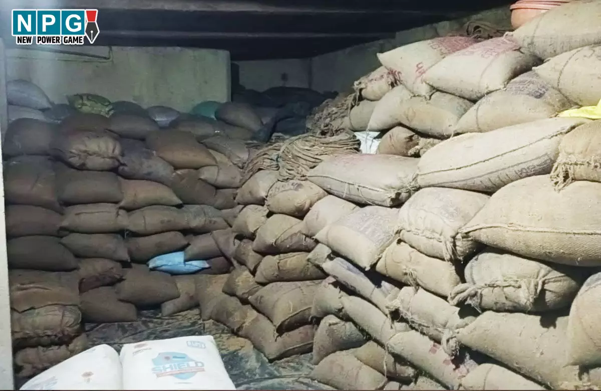 CG Paddy News: रायगढ़ में 30 प्रकरणों में एक करोड़ के 3,266 क्विंटल अवैध धान जब्त...चेक पोस्टों पर 24×7 रखी जा रही कड़ी निगरानी