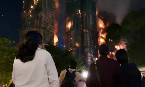 Hong Kong Fire: 32 मंजिला बिल्डिंग में भीषण आग, 44 लोगों की मौत, 300 लापता, सात टावर जलकर खाक