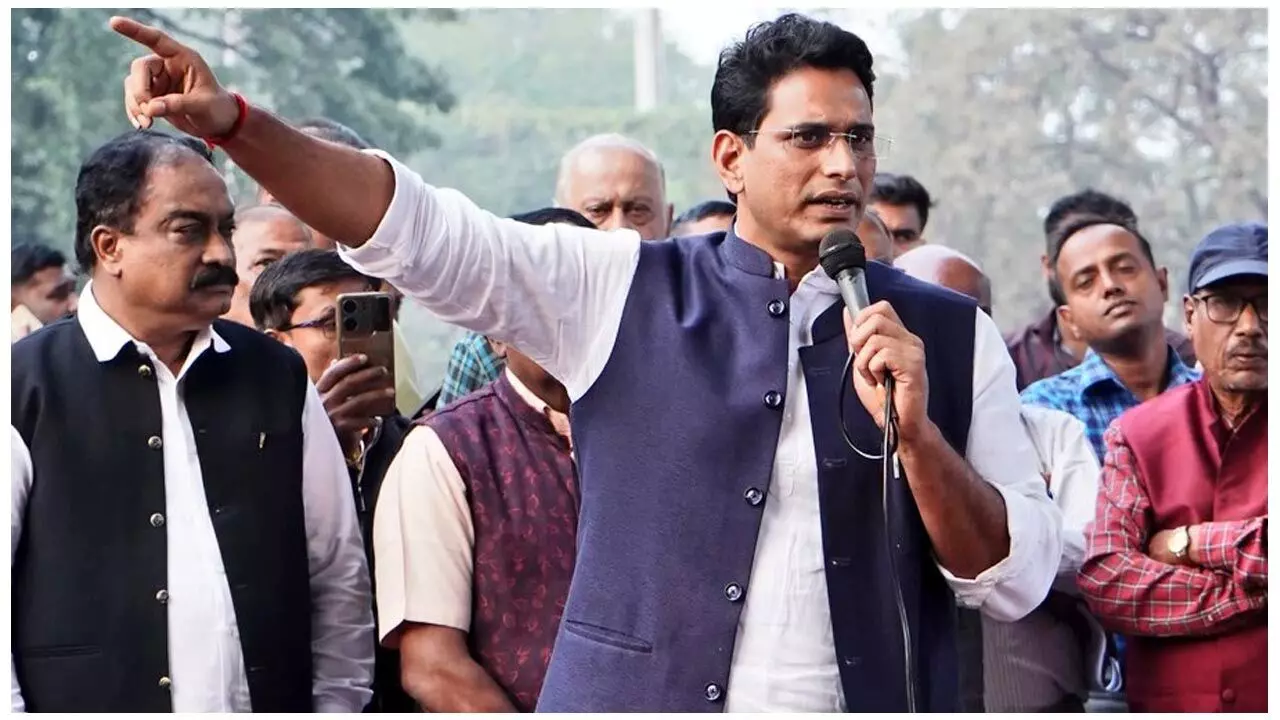 MLA Devendra Yadav: जमीनों के बड़े हुए दर और आज हुए प्रशासनिक लाठीचार्ज पर विधायक देवेंद्र का एक दिवसीय भूख हड़ताल 4 को...