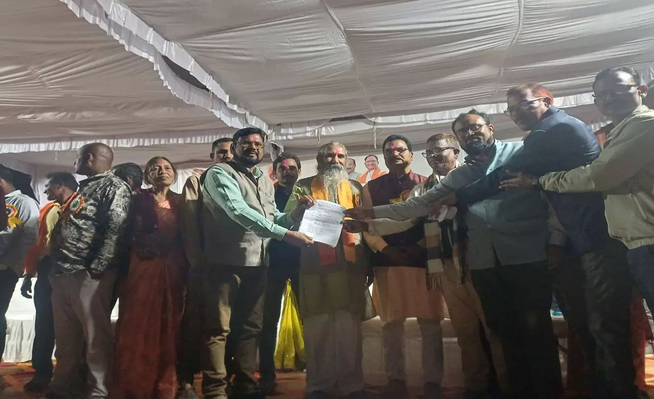 CG Tet News: टेट के विरोध में संयुक्त शिक्षक संघ मिला सांसद से...