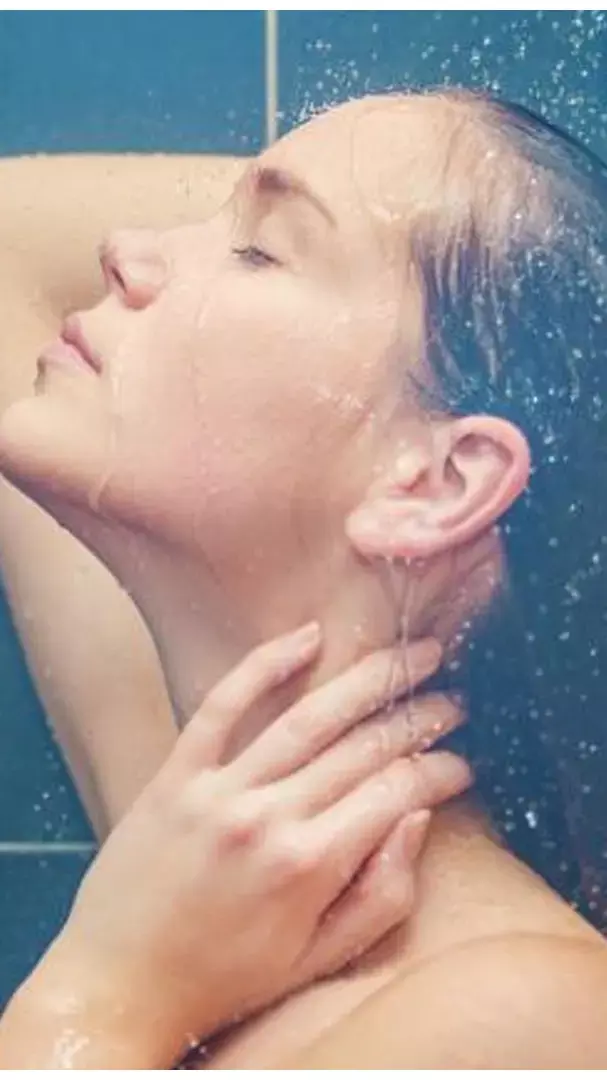 Garm Pani Se Nahane Ka Sahi Tarika: कैसे गर्म पानी से नहाना चाहिए? जानिए सही तरीका