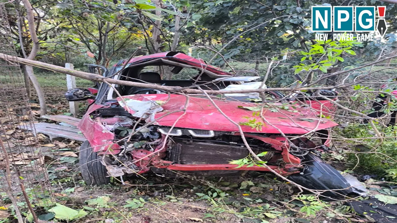 Bilaspur Accident News: तीन बार पलटी खाकर झाड़ियों में घुसी कार..PSC की तैयारी कर रहे दो छात्रों की मौत, चार की हालत गंभीर Bilaspur Accident News: तीन बार पलटी खाकर झाड़ियों में घुसी कार..PSC की तैयारी कर रहे दो छात्रों की मौत, चार की हालत गंभीर