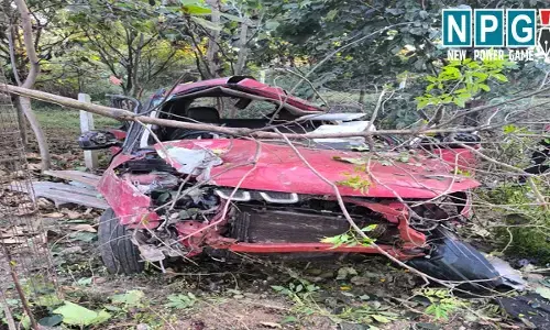 Bilaspur Accident News: तीन बार पलटी खाकर झाड़ियों में घुसी कार..PSC की तैयारी कर रहे दो छात्रों की मौत, चार की हालत गंभीर