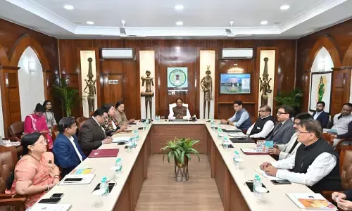 CG News: 6 विश्वविद्यालयों के साथ किया MOU, रक्षक पाठ्यक्रम देश का पहला पाठ्यक्रम, छात्रों को मिलेगी बाल अधिकार एवं संरक्षण की जानकारी