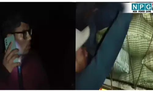 Kabirdham News: नायब तहसीलदार पर अवैध-धान परिवहन कराने का आरोप, ग्रामीणों ने आधी रात पकड़ा, Video हुआ वायरल