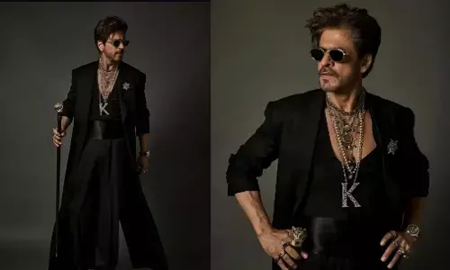 Shah Rukh Khan Stylish List 2025: फैशन की दुनिया के भी बादशाह बने शाहरुख खान, हॉलीवुड स्टार्स को भी छोड़ा पीछे