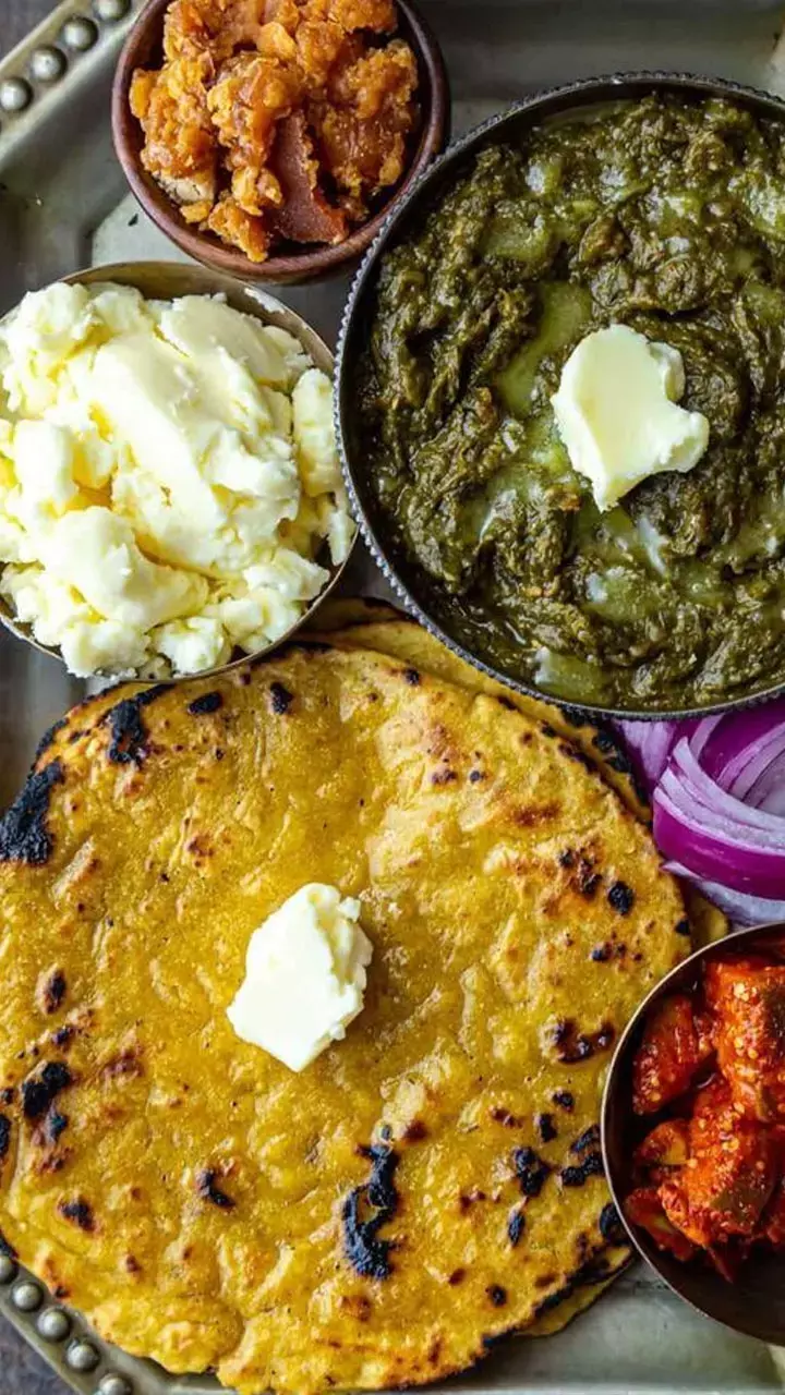 Chhatishgarh Ka Famous Food: सर्दियों में जरूर ट्राई करें ये टेस्टी छत्तीसगढ़ी फूड्स