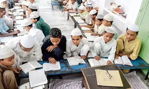 Aalim Fazil Degree Jharkhand: झारखंड सरकार ने Aalim-Fazil डिग्री को दी सरकारी मान्यता, भर्ती प्रक्रिया फिर शुरू, पढ़ें किसे मिलेगा फायदा?