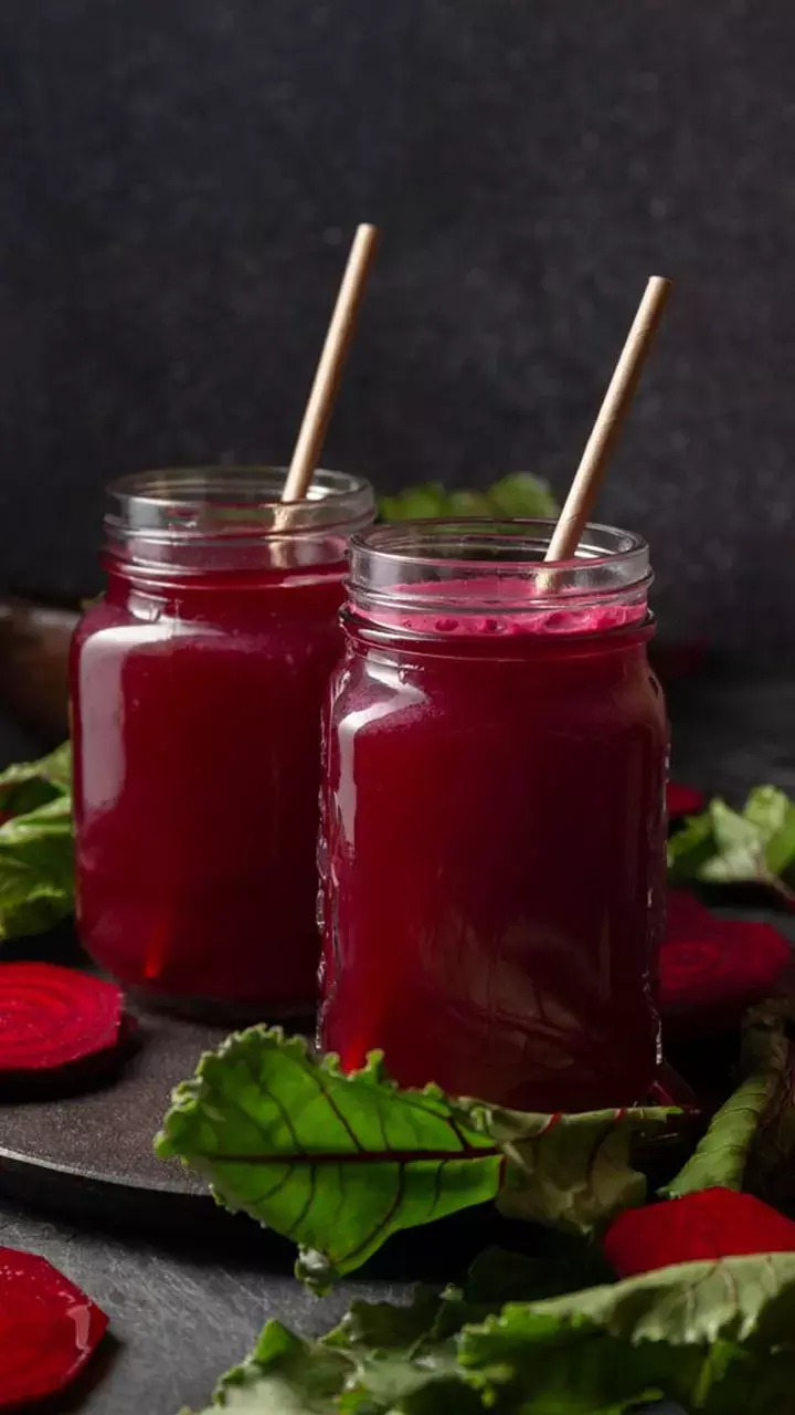 Beetroot Juice Ke Nuksan: किन लोगों को चुकंदर का जूस नहीं पीना चाहिए?