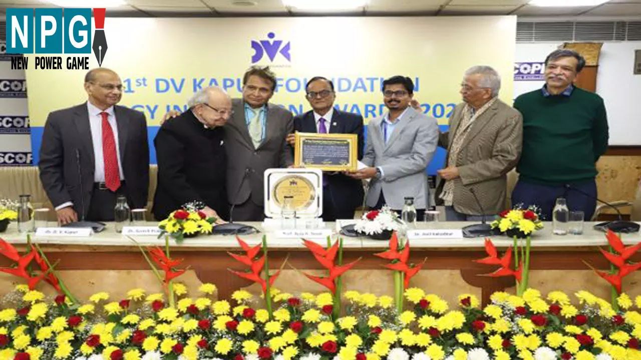 भारत के पहले डीवी कपूर फाउंडेशन एनर्जी इनोवेशन अवॉर्ड्स के दौरान ऊर्जा क्षेत्र को सशक्त बनाने के लिए दिए गए पुरस्कार भारत के पहले डीवी कपूर फाउंडेशन एनर्जी इनोवेशन अवॉर्ड्स के दौरान ऊर्जा क्षेत्र को सशक्त बनाने के लिए दिए गए पुरस्कार