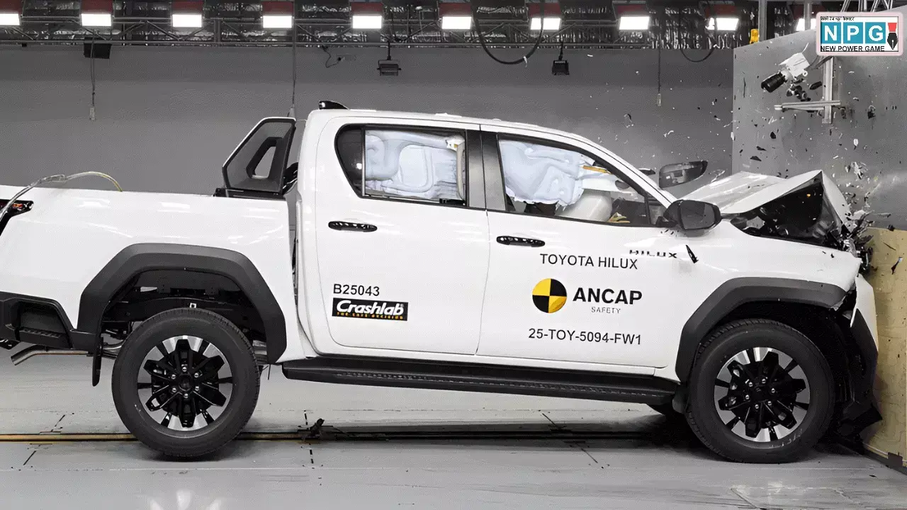 2025 Toyota Hilux 5-Star Safety Rating ANCAP Test News Hindi